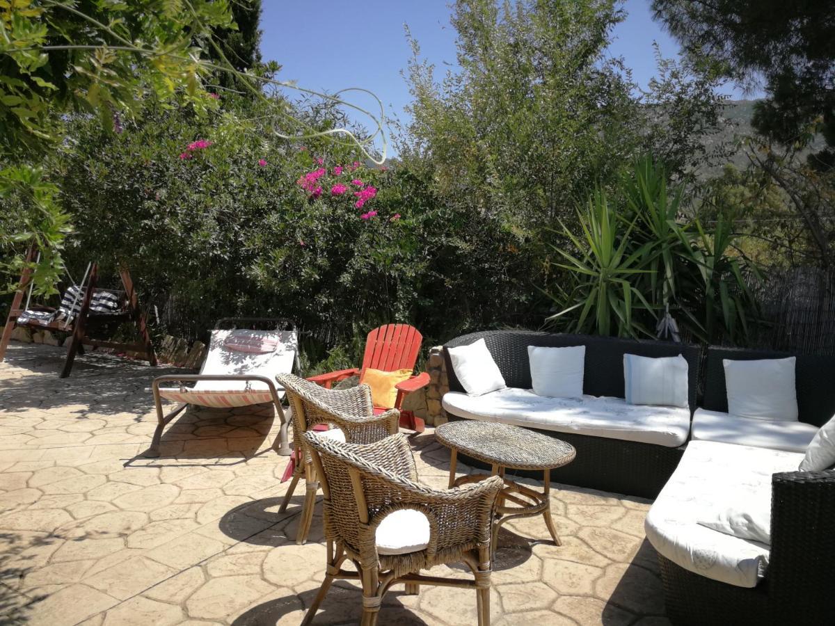 Villa Murgia Solanas  Exteriér fotografie
