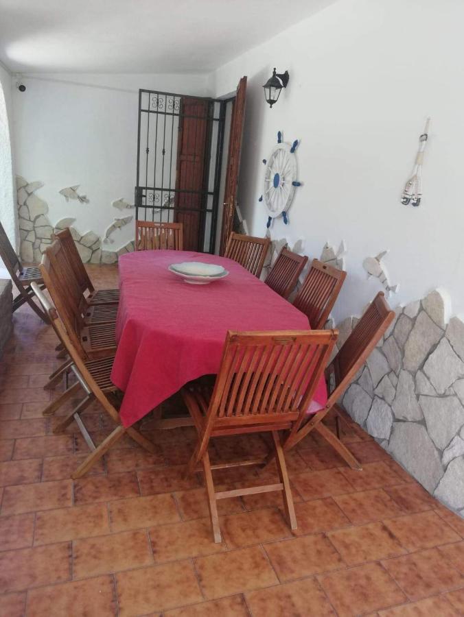 Villa Murgia Solanas  Exteriér fotografie