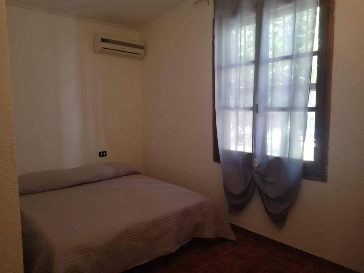 Villa Murgia Solanas  Exteriér fotografie